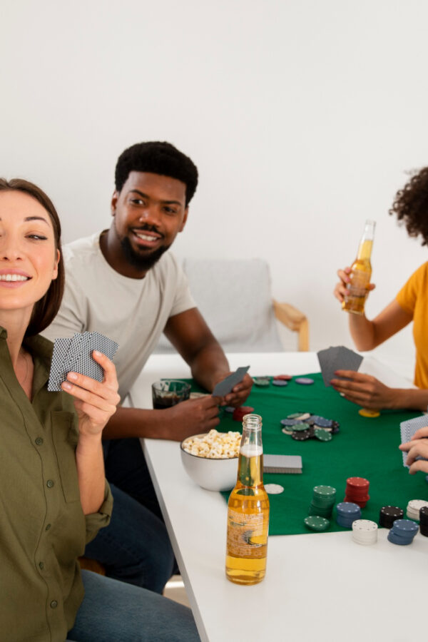 Happy-Hour: Jogos e Dinâmicas para Animar a Noite