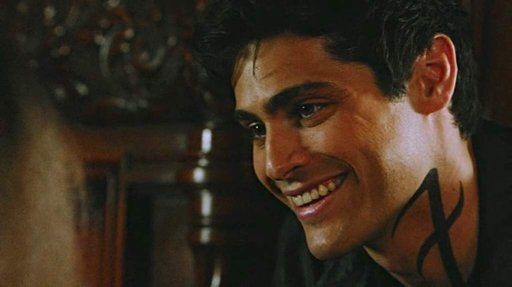Simon Jacques Shadowhunters: Quem Foi e Sua Homenagem no Universo Simon Jacques Shadowhunters: Quem Foi e Sua Homenagem no Universo